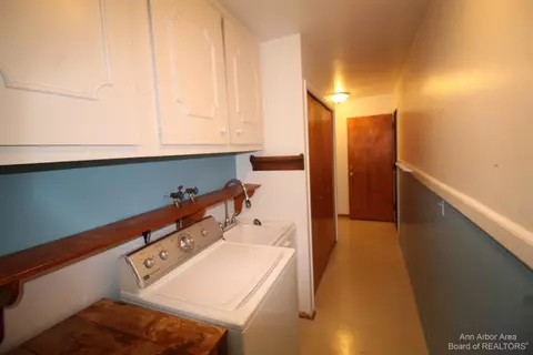 3055 Bluett Rd, Ann Arbor, MI 48105 photo 22