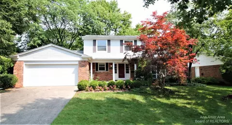 3055 Bluett Rd, Ann Arbor, MI 48105 photo 1
