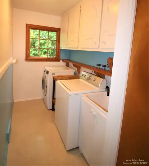 3055 Bluett Rd, Ann Arbor, MI 48105 photo 21