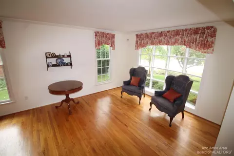 3055 Bluett Rd, Ann Arbor, MI 48105 photo 8