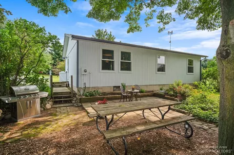 18280 Berkshire Dr, Gregory, MI 48137 photo 30