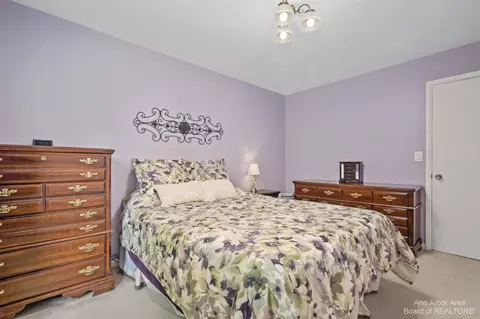 18280 Berkshire Dr, Gregory, MI 48137 photo 17