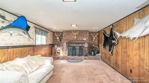 1236 Bishop Rd, Saline, MI 48176 photo 33
