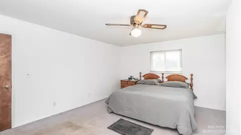 1236 Bishop Rd, Saline, MI 48176 photo 47
