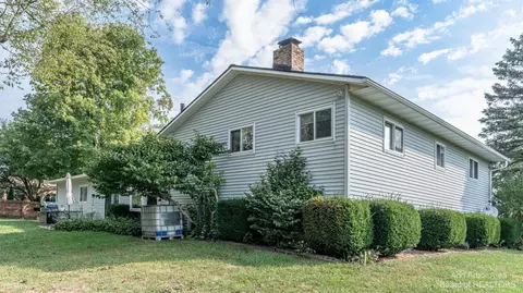 1236 Bishop Rd, Saline, MI 48176 photo 4