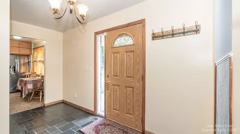 1236 Bishop Rd, Saline, MI 48176 photo 8