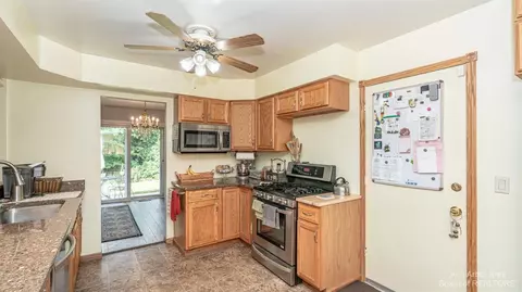 1236 Bishop Rd, Saline, MI 48176 photo 20