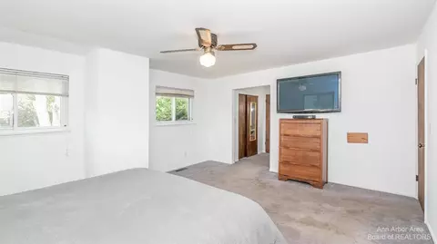 1236 Bishop Rd, Saline, MI 48176 photo 46