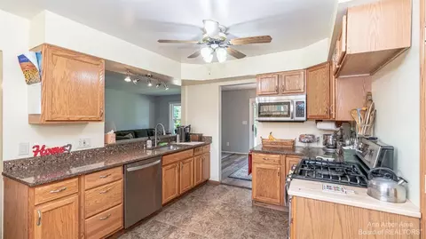 1236 Bishop Rd, Saline, MI 48176 photo 19