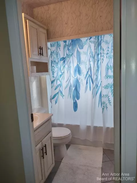 1063 Cranbrook Rd, Jackson, MI 49201 photo 14