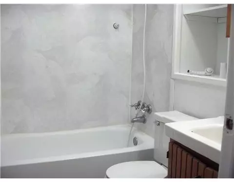 905 Park St, Tecumseh, MI 49286 photo 8