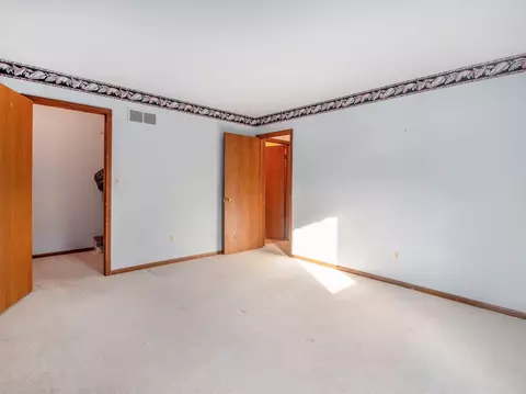 607 Echo Ct, Saline, MI 48176 photo 13