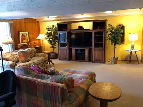 1812 Glen Dr, Jackson, MI 49203 photo 21