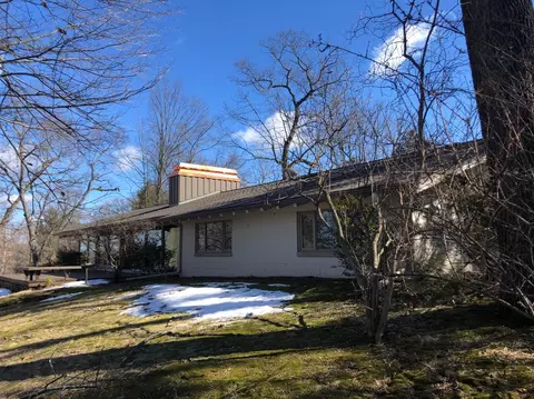 1812 Glen Dr, Jackson, MI 49203 photo 3
