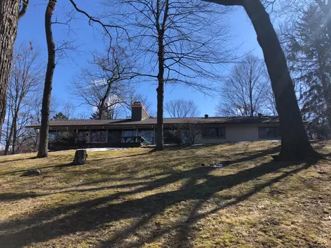 1812 Glen Dr, Jackson, MI 49203 photo 6