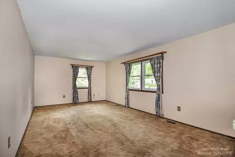 10640 Judd Rd, Willis, MI 48191 photo 11