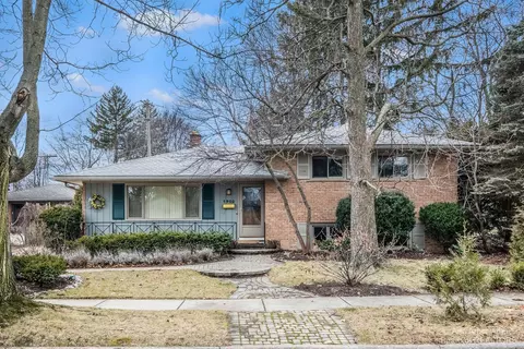 1900 Covington Dr, Ann Arbor, MI 48103 photo 1