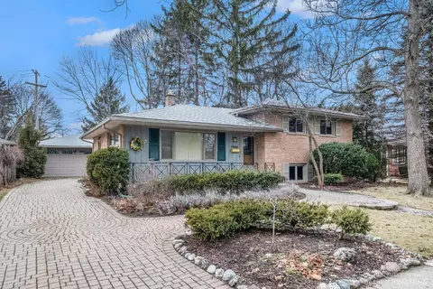 1900 Covington Dr, Ann Arbor, MI 48103 photo 2