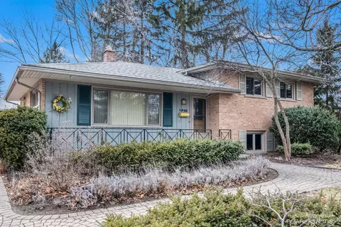 1900 Covington Dr, Ann Arbor, MI 48103 photo 5