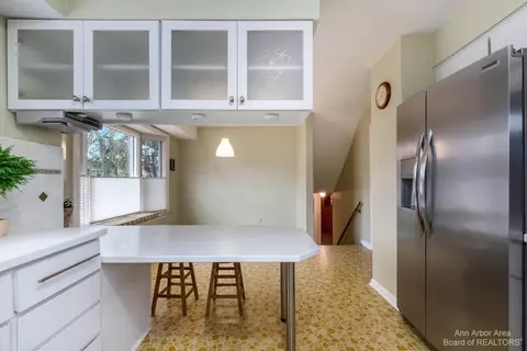 1900 Covington Dr, Ann Arbor, MI 48103 photo 26
