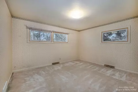 1900 Covington Dr, Ann Arbor, MI 48103 photo 39
