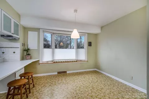 1900 Covington Dr, Ann Arbor, MI 48103 photo 18