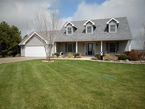 6300 Weber, Saline, MI 48176 photo 2