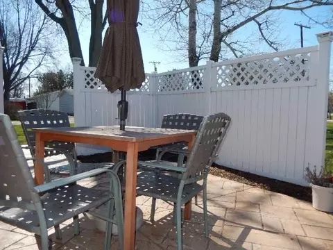 2689 Lamphere St, Monroe, MI 48162 photo 3