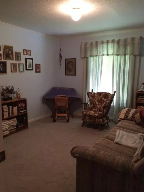 2500 Chateau Dr, Jackson, MI 49201 photo 9
