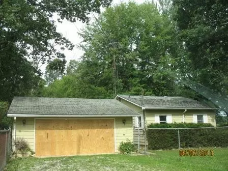 1002 Tamara Dr, Gregory, MI 48137 photo 1