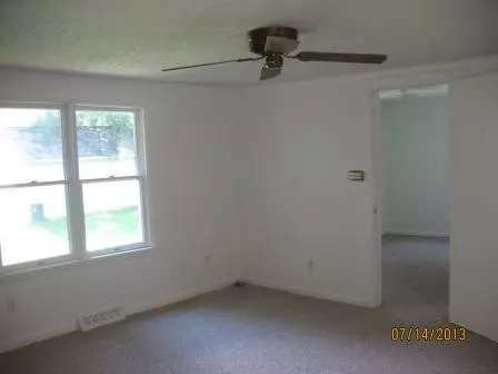 1002 Tamara Dr, Gregory, MI 48137 photo 6