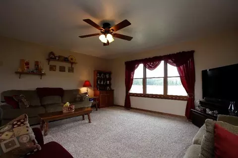 11735 Hannewald Rd, Munith, MI 49259 photo 2
