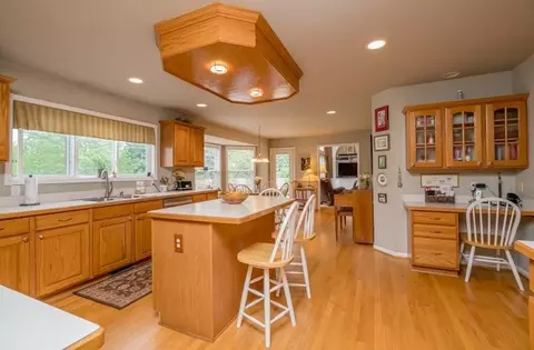 937 Marshall Ct, Dexter, MI 48130 photo 8