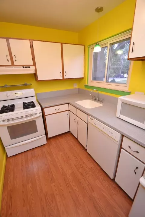 307 Clark St, Saline, MI 48176 photo 7