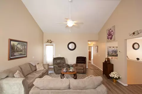 667 Ridge Ln, Tecumseh, MI 49286 photo 4