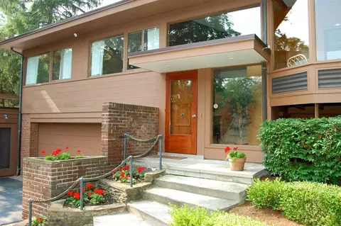 2996 Devonshire Rd, Ann Arbor, MI 48104 photo 5