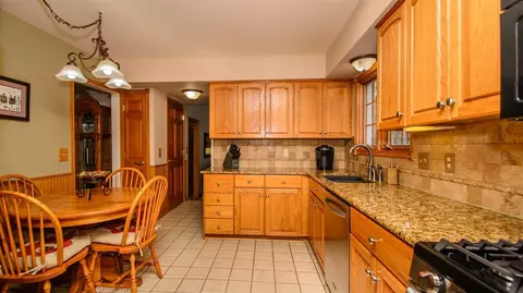 653 Willis Rd, Saline, MI 48176 photo 11