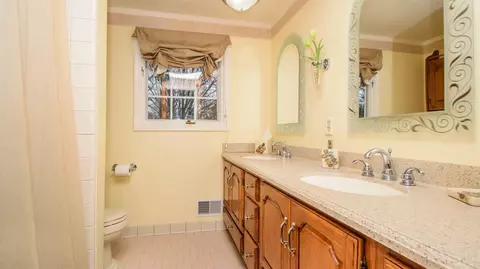 653 Willis Rd, Saline, MI 48176 photo 26