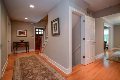 2325 Devonshire Rd, Ann Arbor, MI 48104 photo 7