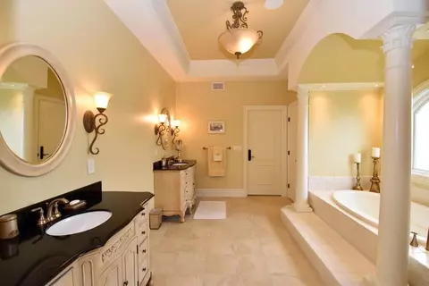 747 Eagle Ave, Ann Arbor, MI 48103 photo 23