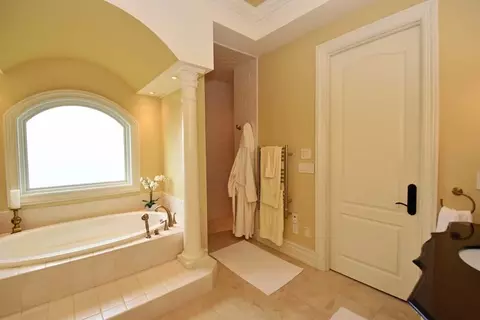 747 Eagle Ave, Ann Arbor, MI 48103 photo 24