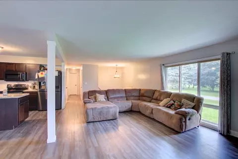 39 Ridgemont Dr, Adrian, MI 49221 photo 9