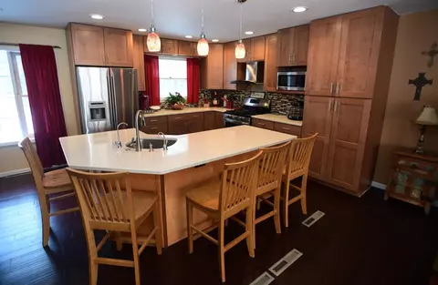 908 Edgewood St, Jackson, MI 49202 photo 7