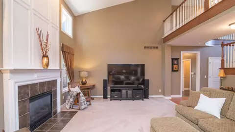 48837 Castleford Dr, Canton, MI 48187 photo 10