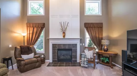 48837 Castleford Dr, Canton, MI 48187 photo 7