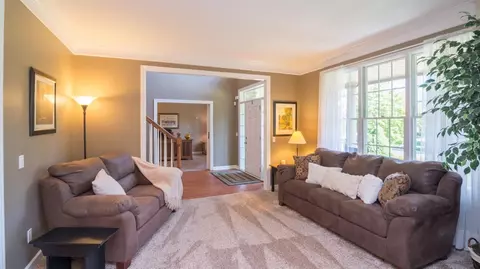 48837 Castleford Dr, Canton, MI 48187 photo 17
