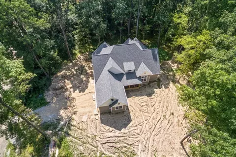 881 Cody, Dexter, MI 48130 photo 3