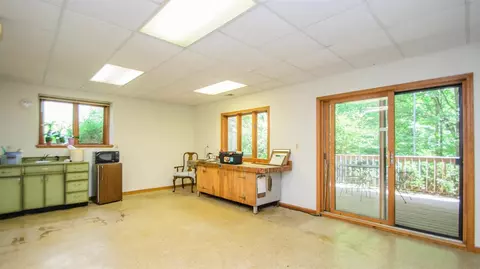 576 Glendale Cir, Ann Arbor, MI 48103 photo 31
