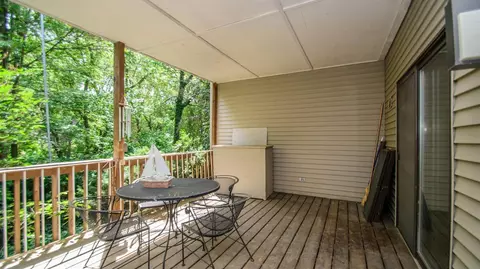 576 Glendale Cir, Ann Arbor, MI 48103 photo 35