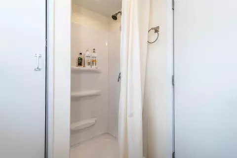 56 Tower Dr, Saline, MI 48176 photo 8